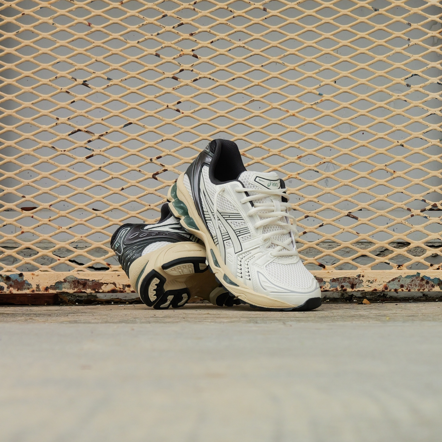 Mens Asics Gel-Kayano 14 (Cream/Obsidian Grey)