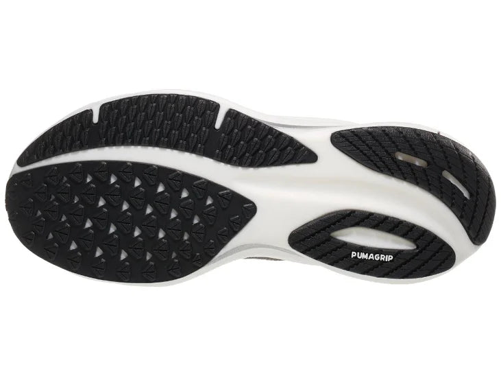 PUMA | Magnify Nitro 2 | Men's | Puma Black/Puma White/Puma Silver