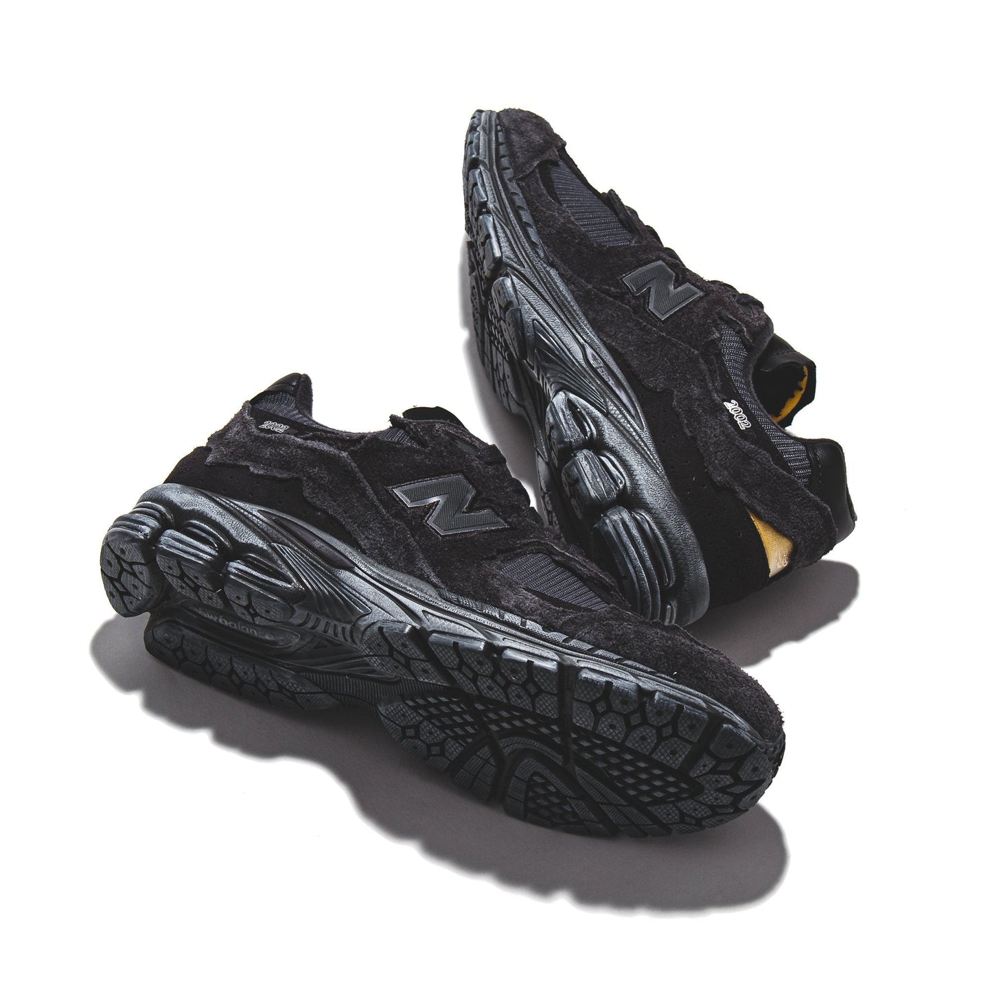 New Balance Men 2002R Phantom M2002RDB