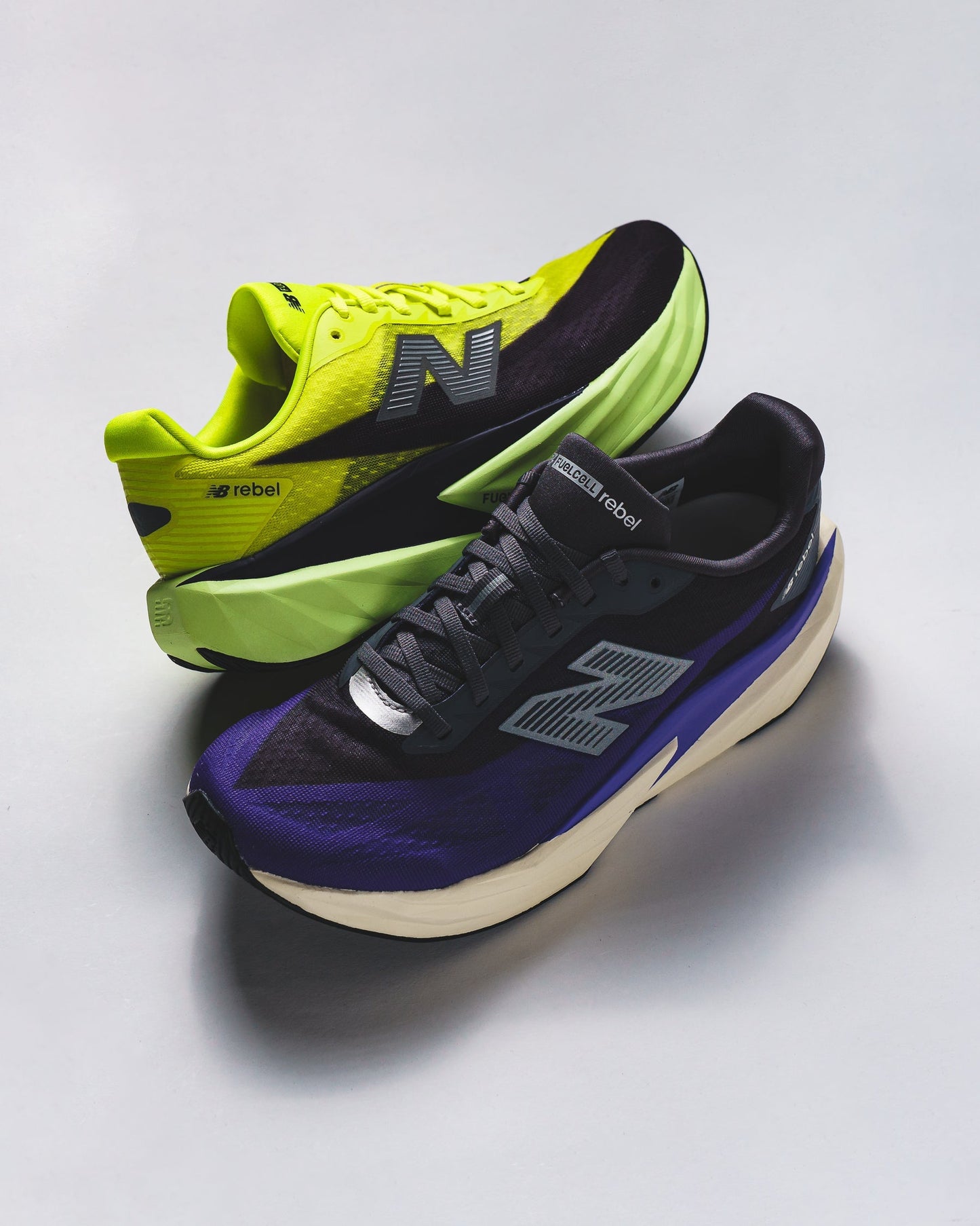 New Balance Men FuelCell Rebel v5 Electric Indigo MFCX4KU