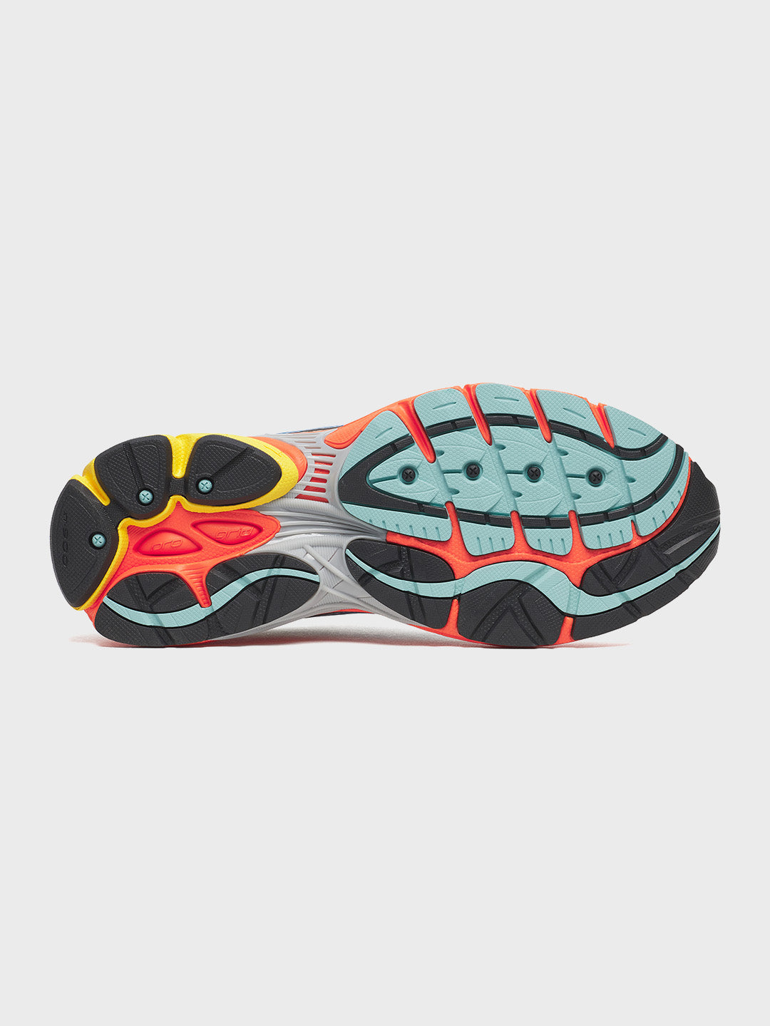Saucony Progrid Omni 9 Sneakers | White/Multi