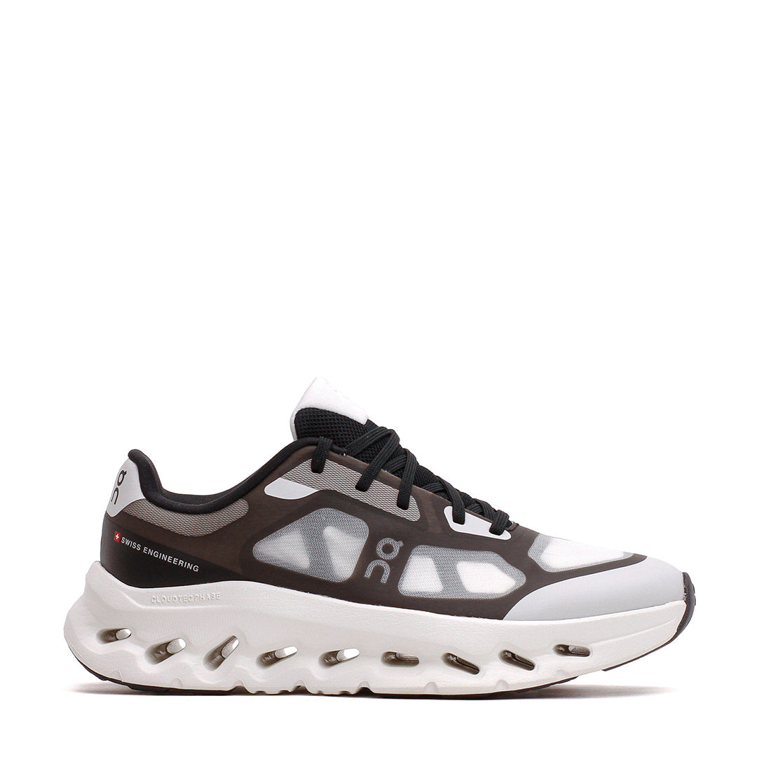 ON Women Cloudtilt Remix Black Ivory 3WG10241430