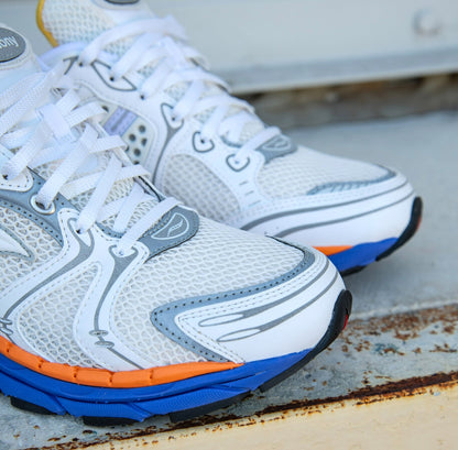 Mens Saucony ProGrid Triumph 4  Galaxy (White/Multi)