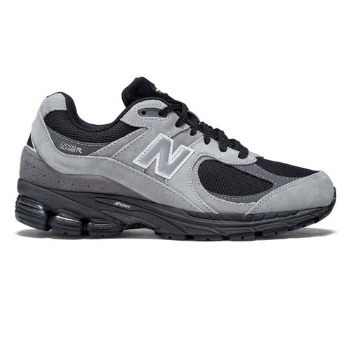 New Balance 2002R Shoes - Black/Silver Metallic