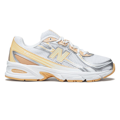 New Balance 740 Shoes - White/Indoor Court