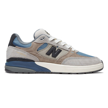 New Balance Andrew Reynolds 933 Shoes - Mushroom/Light Blue