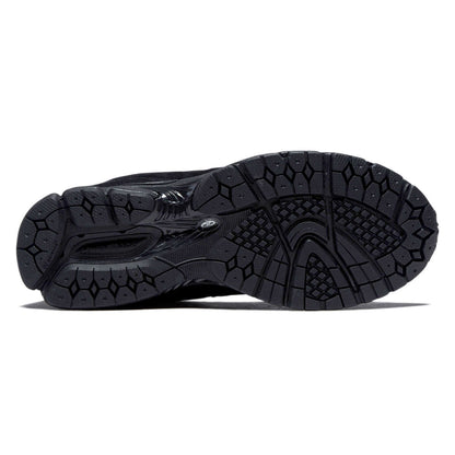 New Balance 2002R Shoes - Black/Black Metallic