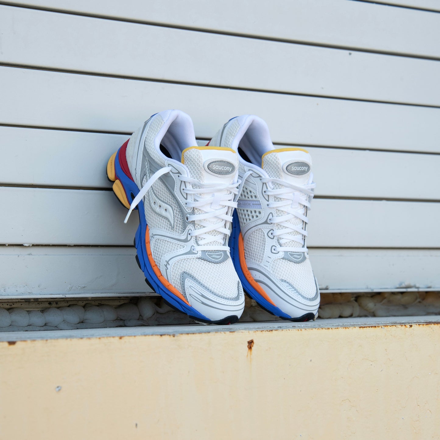 Mens Saucony ProGrid Triumph 4  Galaxy (White/Multi)