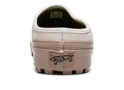 Vans LX Mule Style 17 in Suede Egret