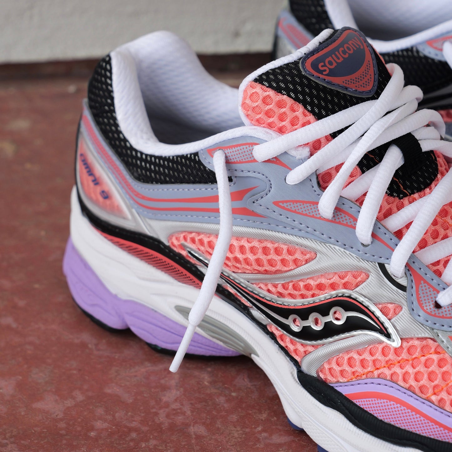 Mens Saucony ProGrid Omni 9 (Pink/Purple)