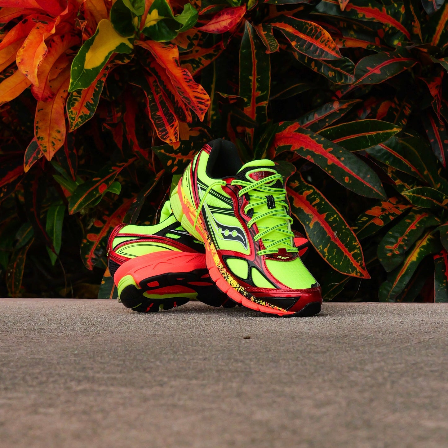 Mens Saucony ProGrid Guide 7 (Canary)