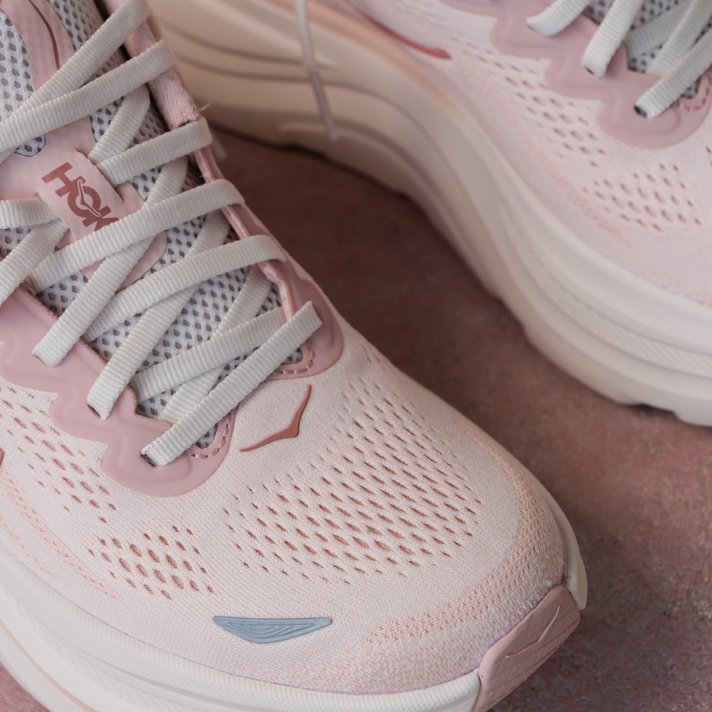 Womens HOKA Bondi 9 (rose latte/rose cream)