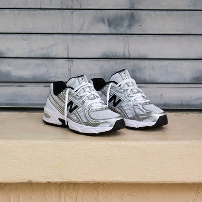 Mens New Balance 740 (White/Silver Metallic/Black) - U740NW2