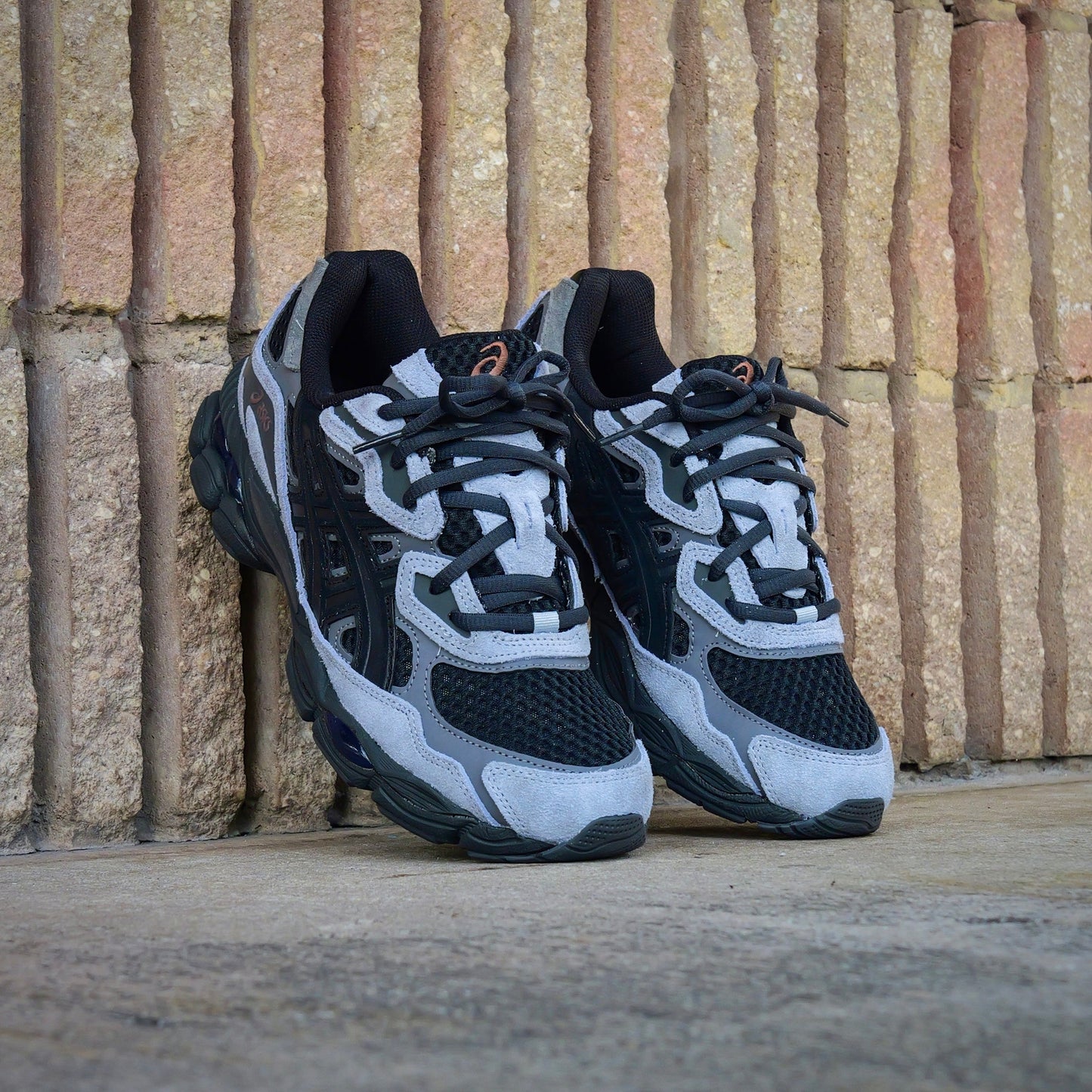 Mens Asics Gel-NYC (Black/Cement Grey)