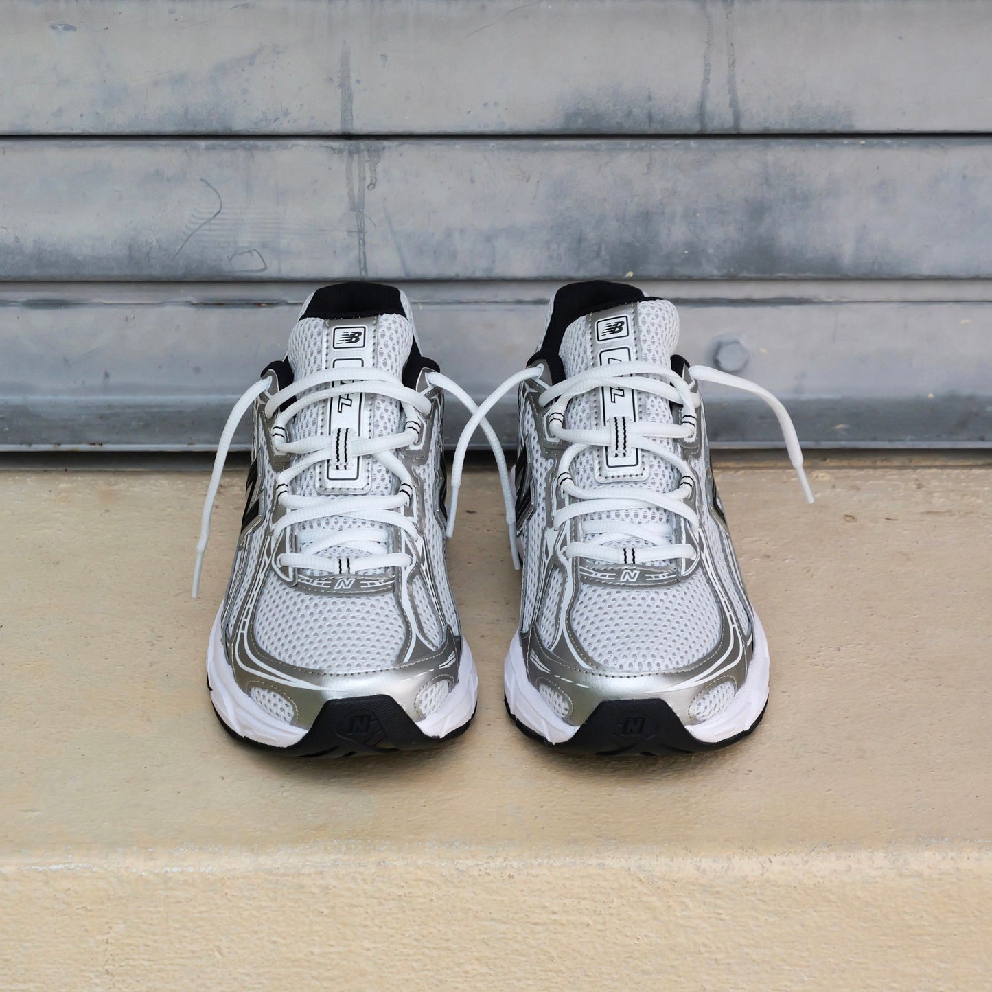 Mens New Balance 740 (White/Silver Metallic/Black) - U740NW2