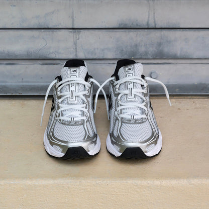 Mens New Balance 740 (White/Silver Metallic/Black) - U740NW2