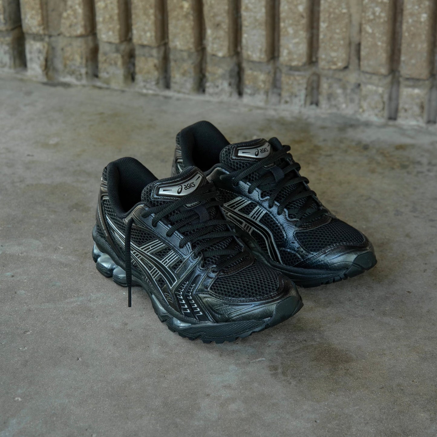 Mens Asics Gel-Kayano 14 (Black/Pure Silver)