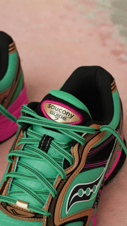 Mens Saucony ProGrid Guide 7 (Green/Bronze)