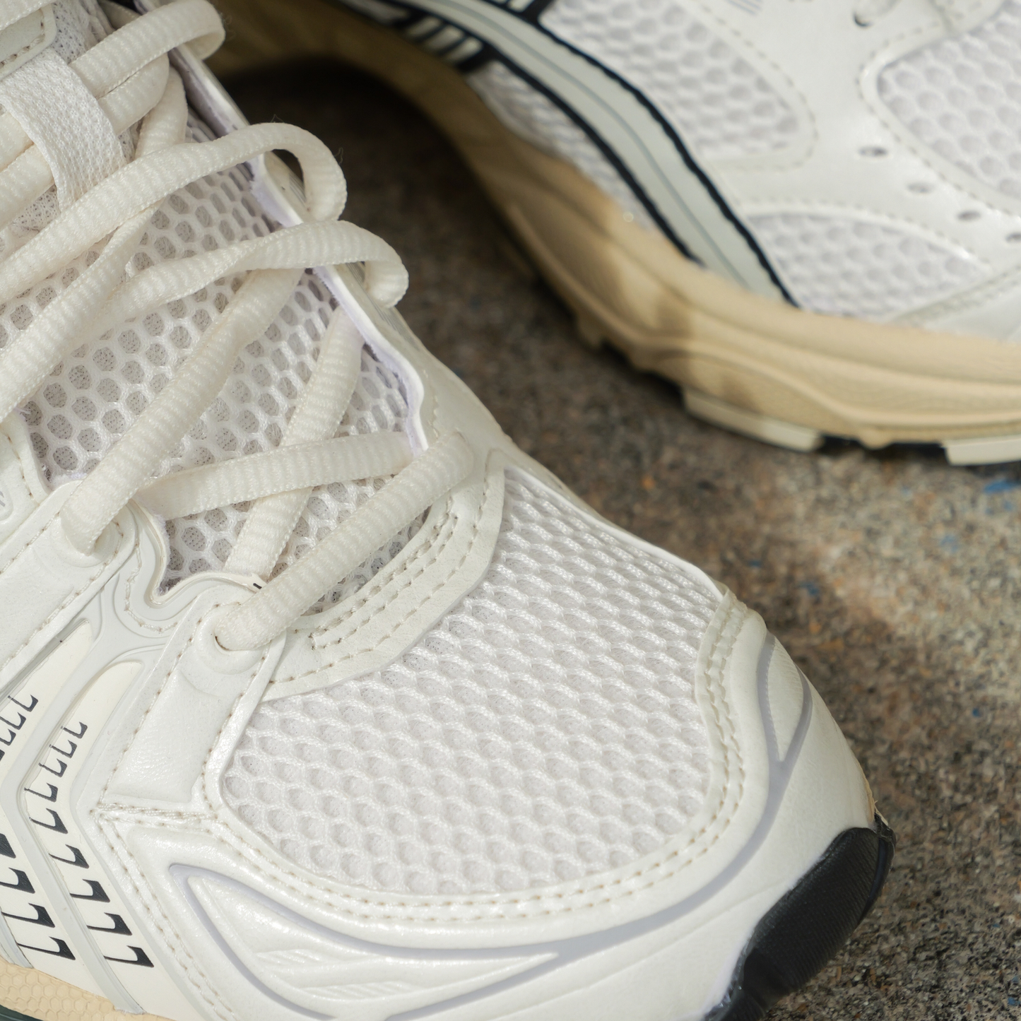 Mens Asics Gel-Kayano 14 (Cream/Obsidian Grey)