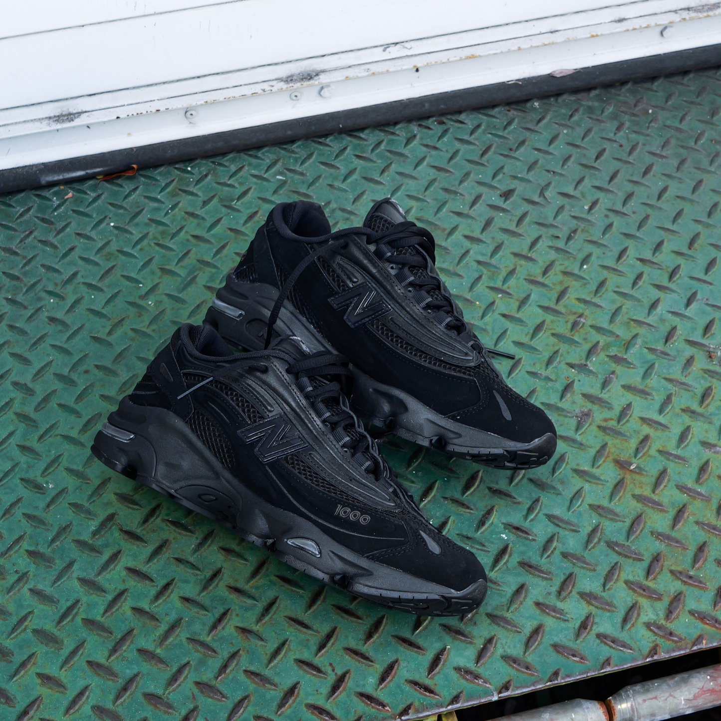 New Balance 1000 (Black/Black) M1000B