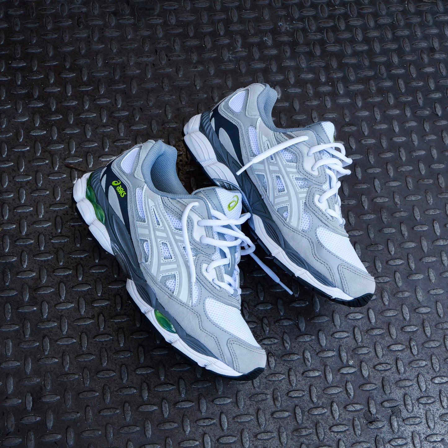 Mens Asics Gel-NYC (White/Glacier Grey)