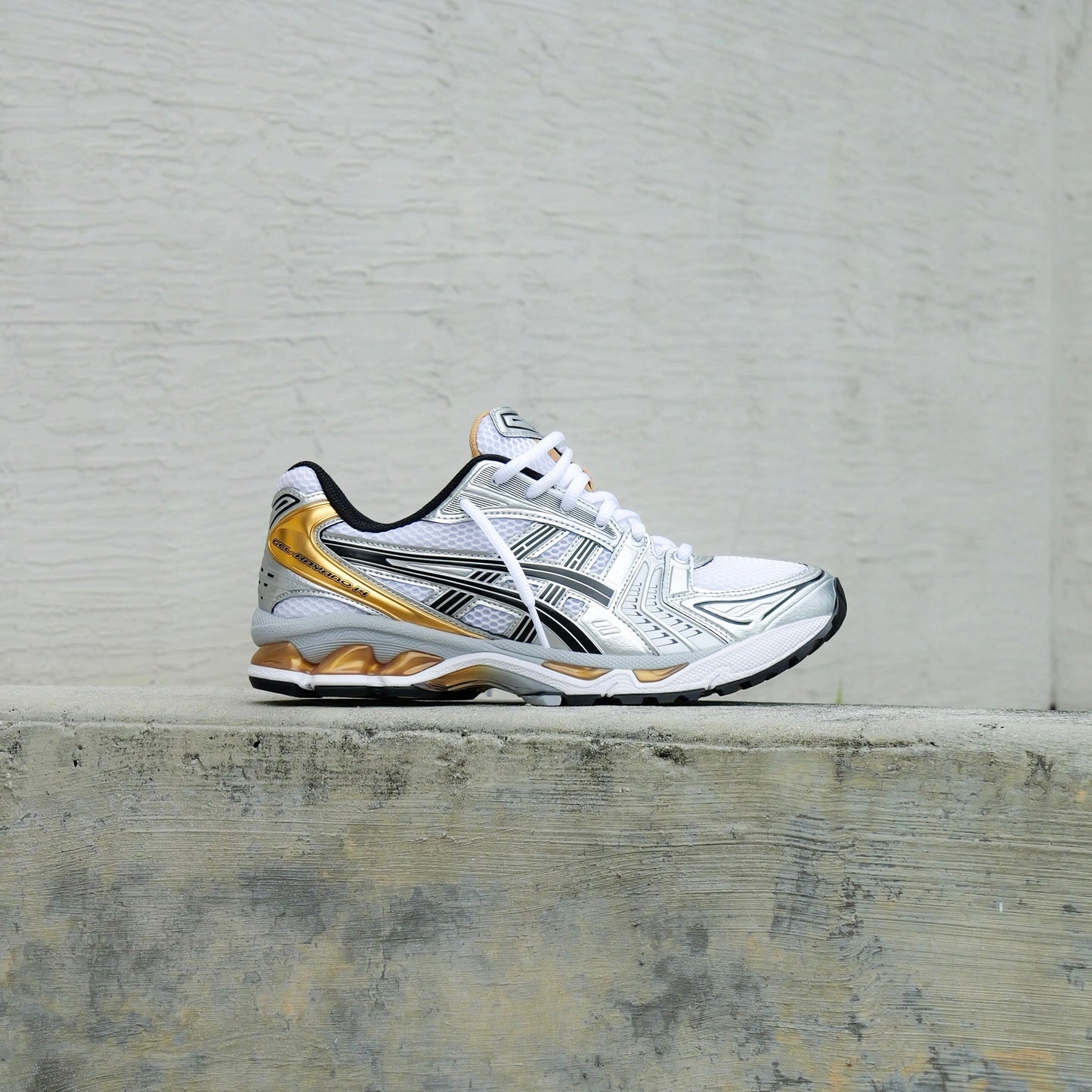 Mens Asics Gel-Kayano 14 (White/Pure Gold)