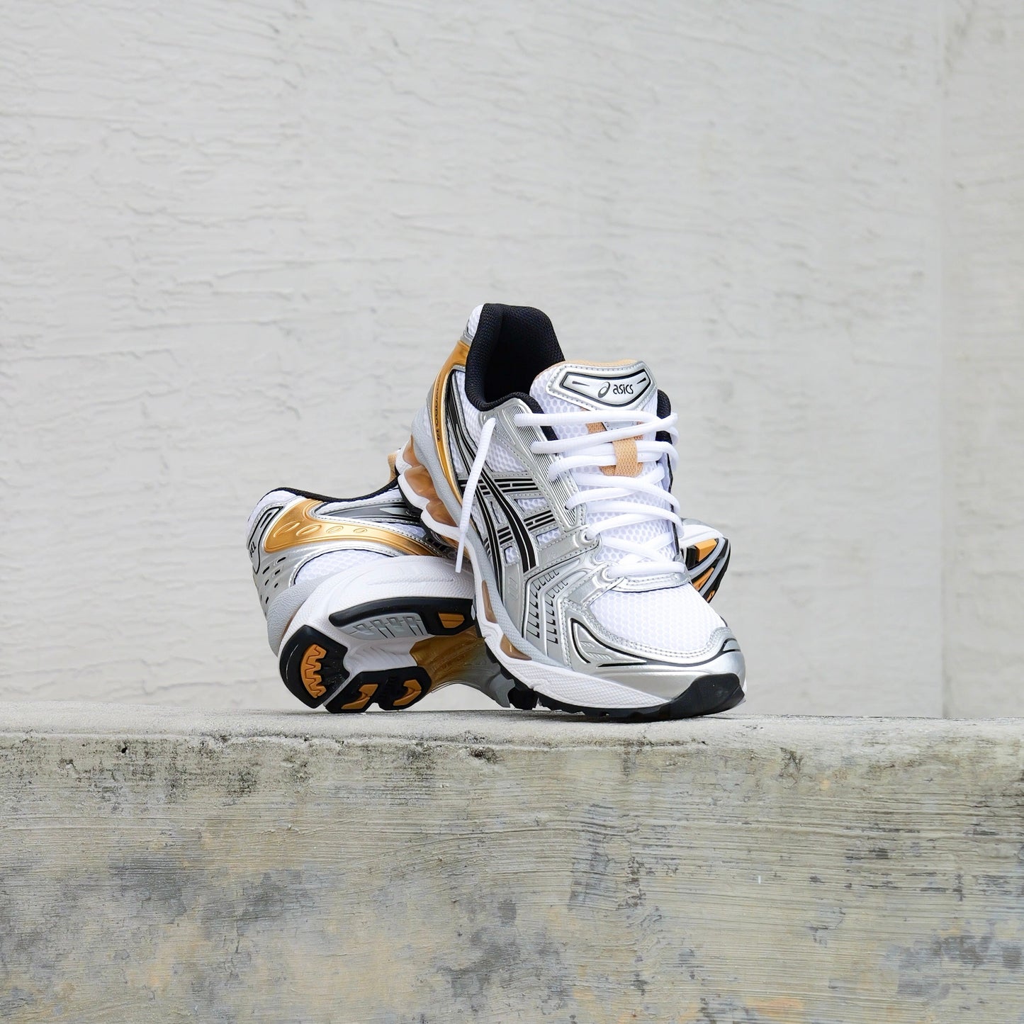 Mens Asics Gel-Kayano 14 (White/Pure Gold)