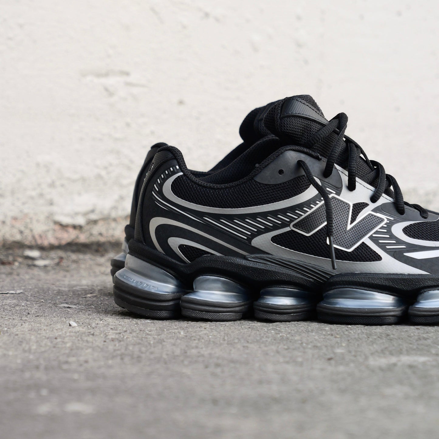 New Balance Abzorb 2000 (Black/Silver)