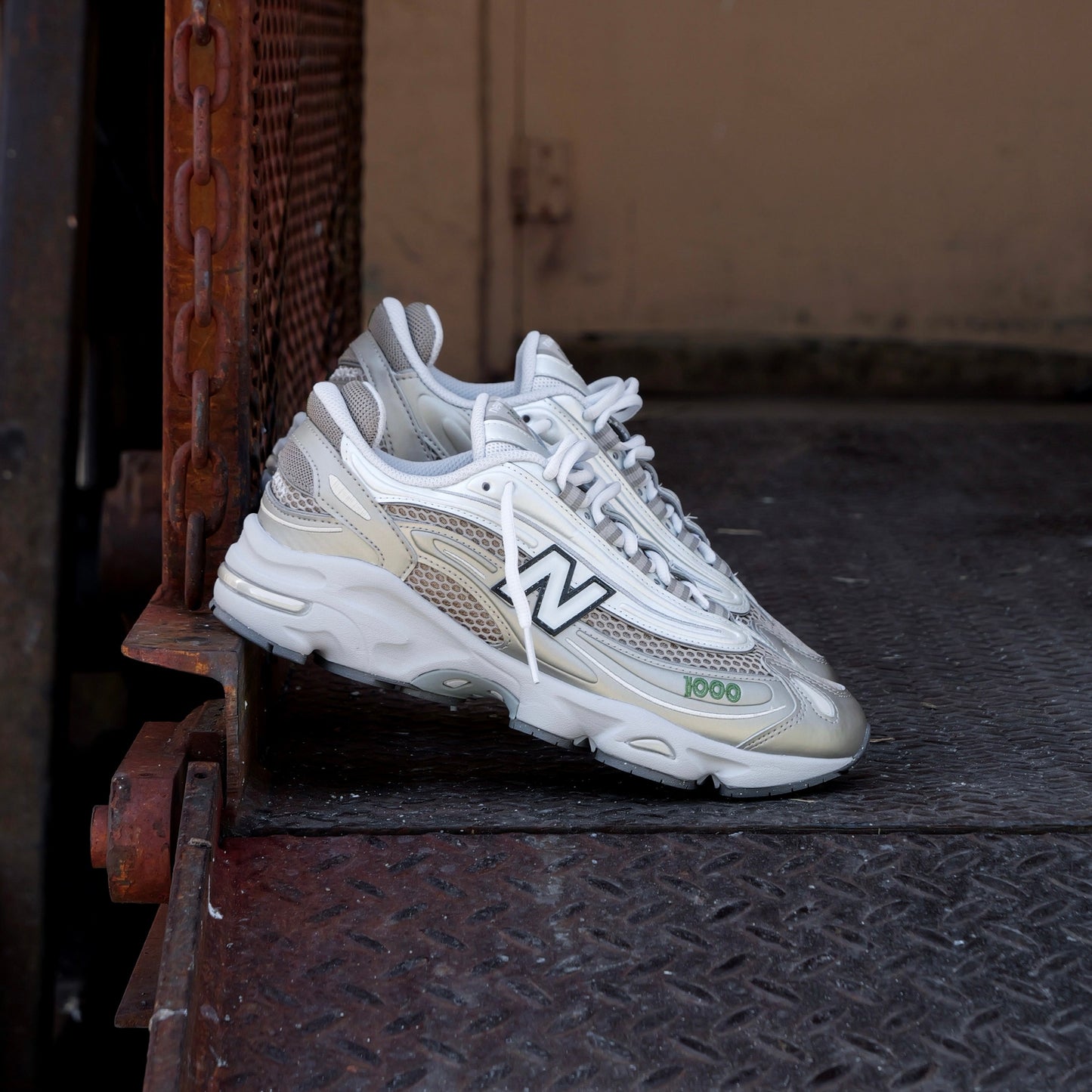 New Balance 1000 (Metallic Pewter/Grey) - M1000N