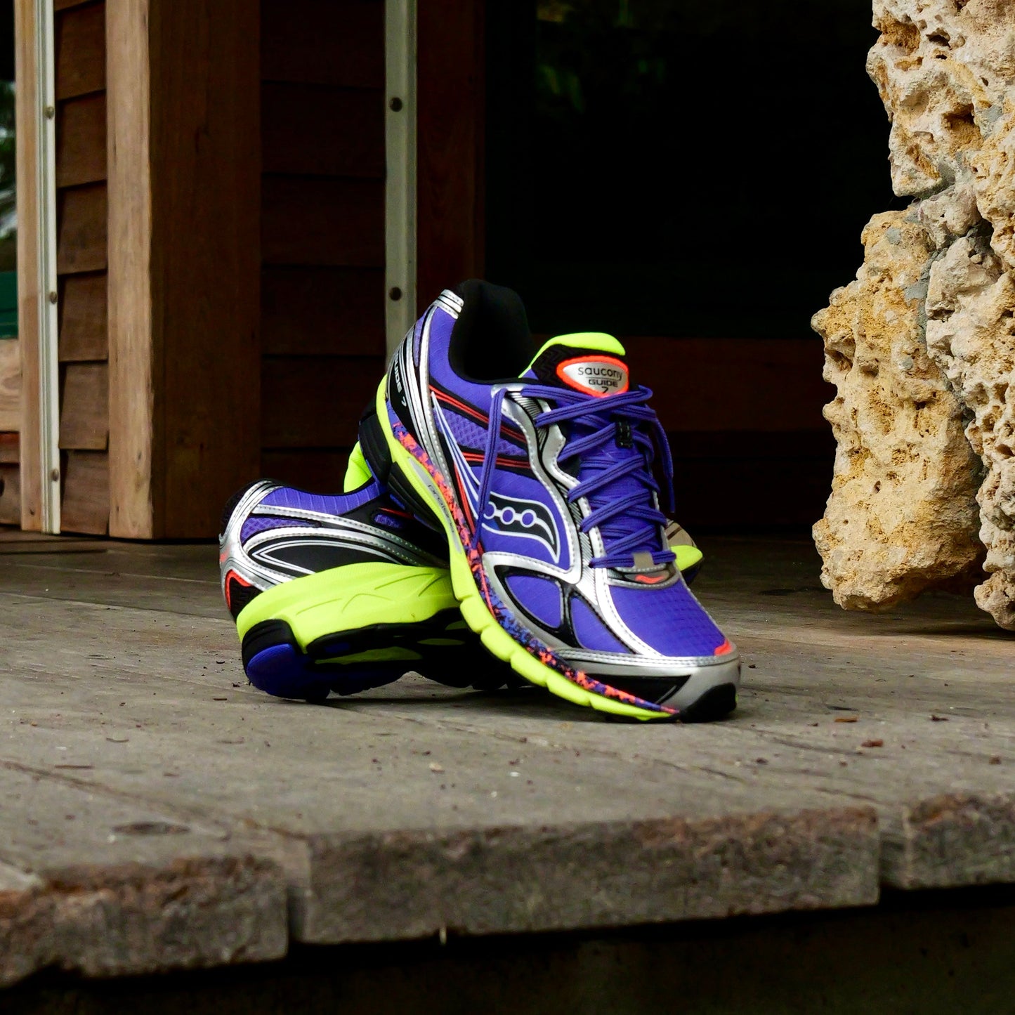 Mens Saucony ProGrid Guide 7 (Purple/Citron)