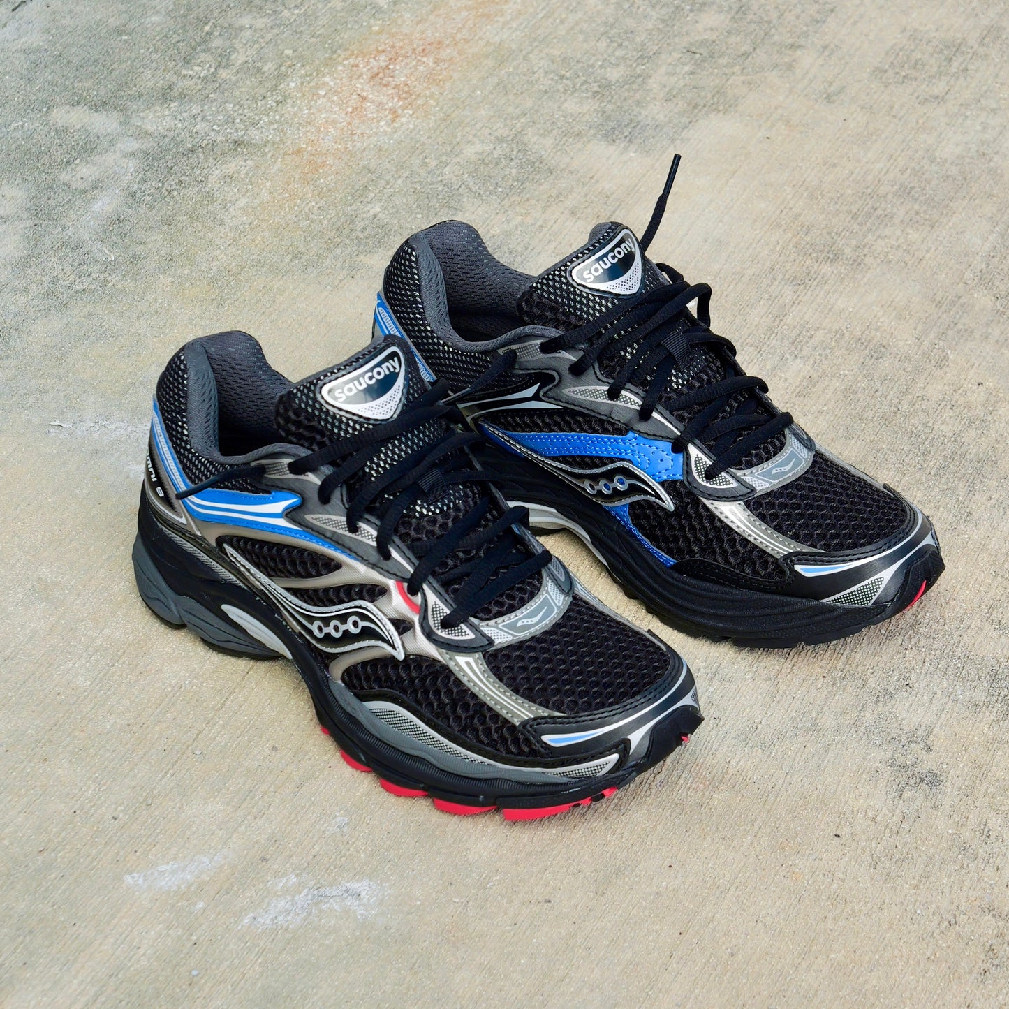 Mens Saucony ProGrid Omni 9 (Black/Multi)