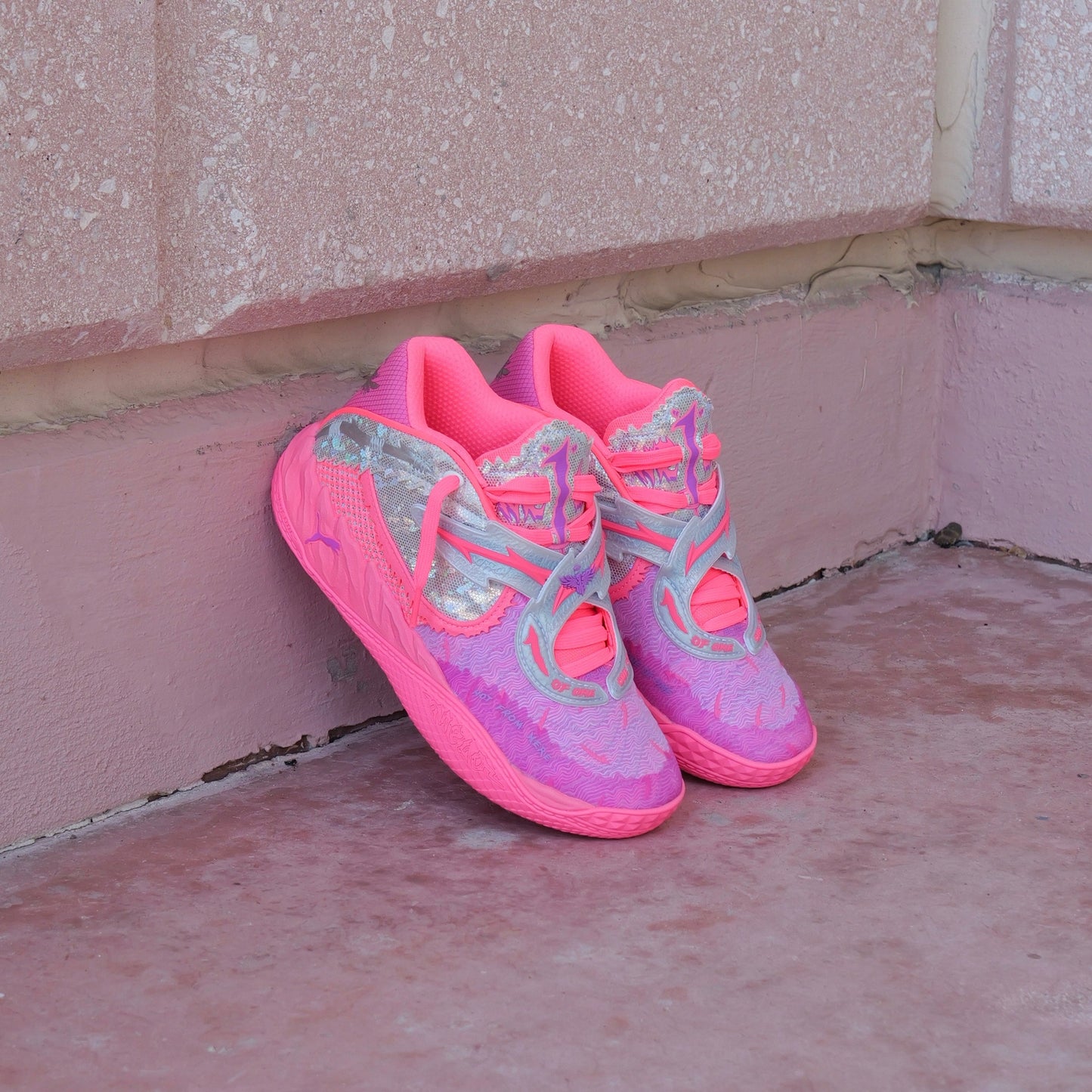 Puma x Lamelo Ball MB.05 World Tour (Sun Struck/Pure Magenta)