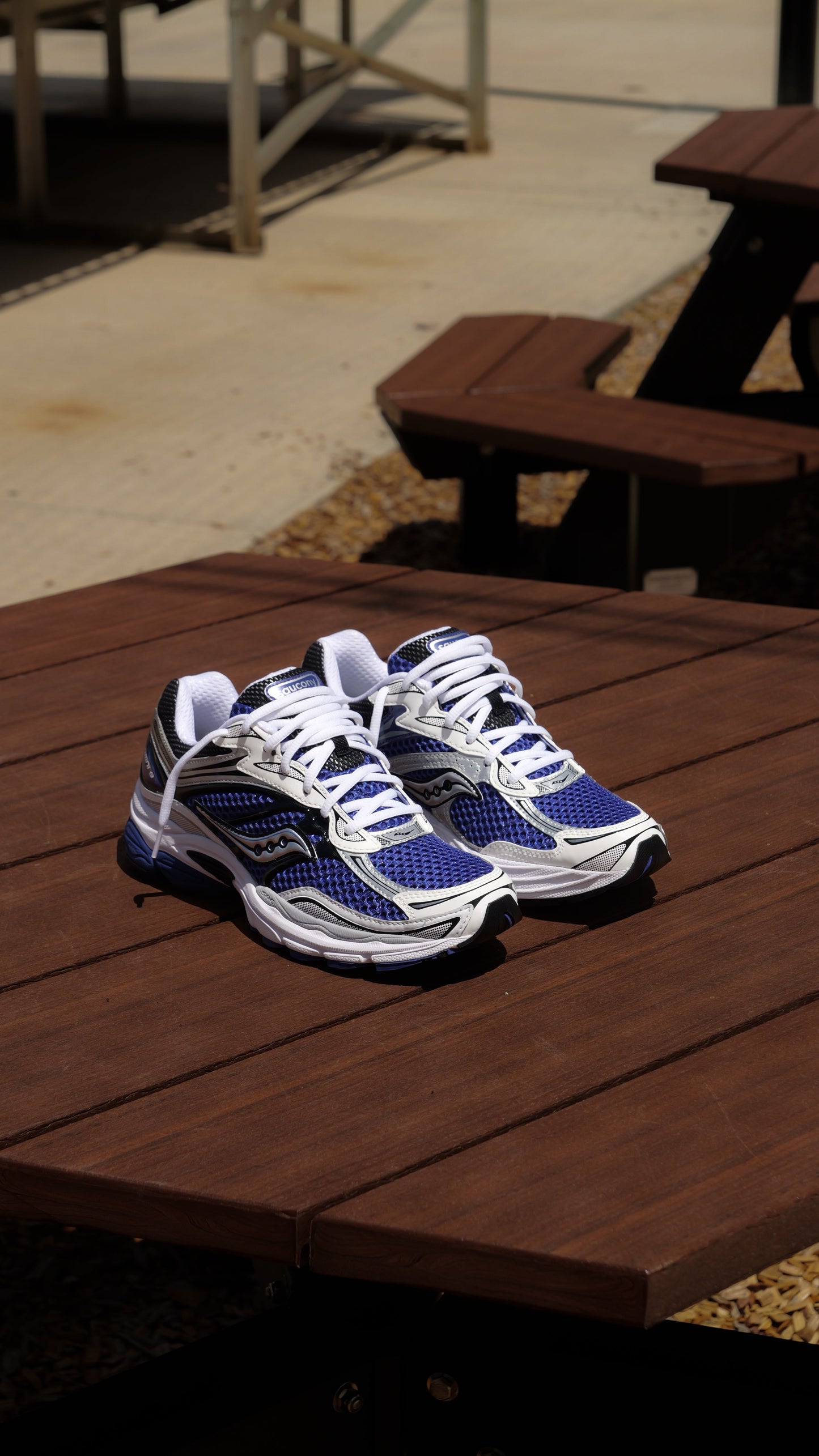 Mens Saucony ProGrid Omni 9 (Skipper Blue)