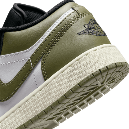 Big Kids' Air Jordan 1 Low "Black Toe Medium Olive"