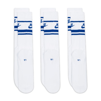 Nike Sportswear Everyday Essential Crew Socks (3 Pairs) (UNISEX)