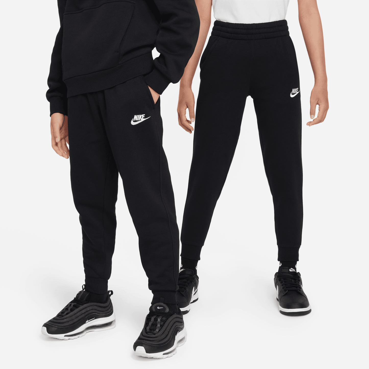 Big Kids' Nike Sportswear Club Fleece Joggers Pants (Unisex)