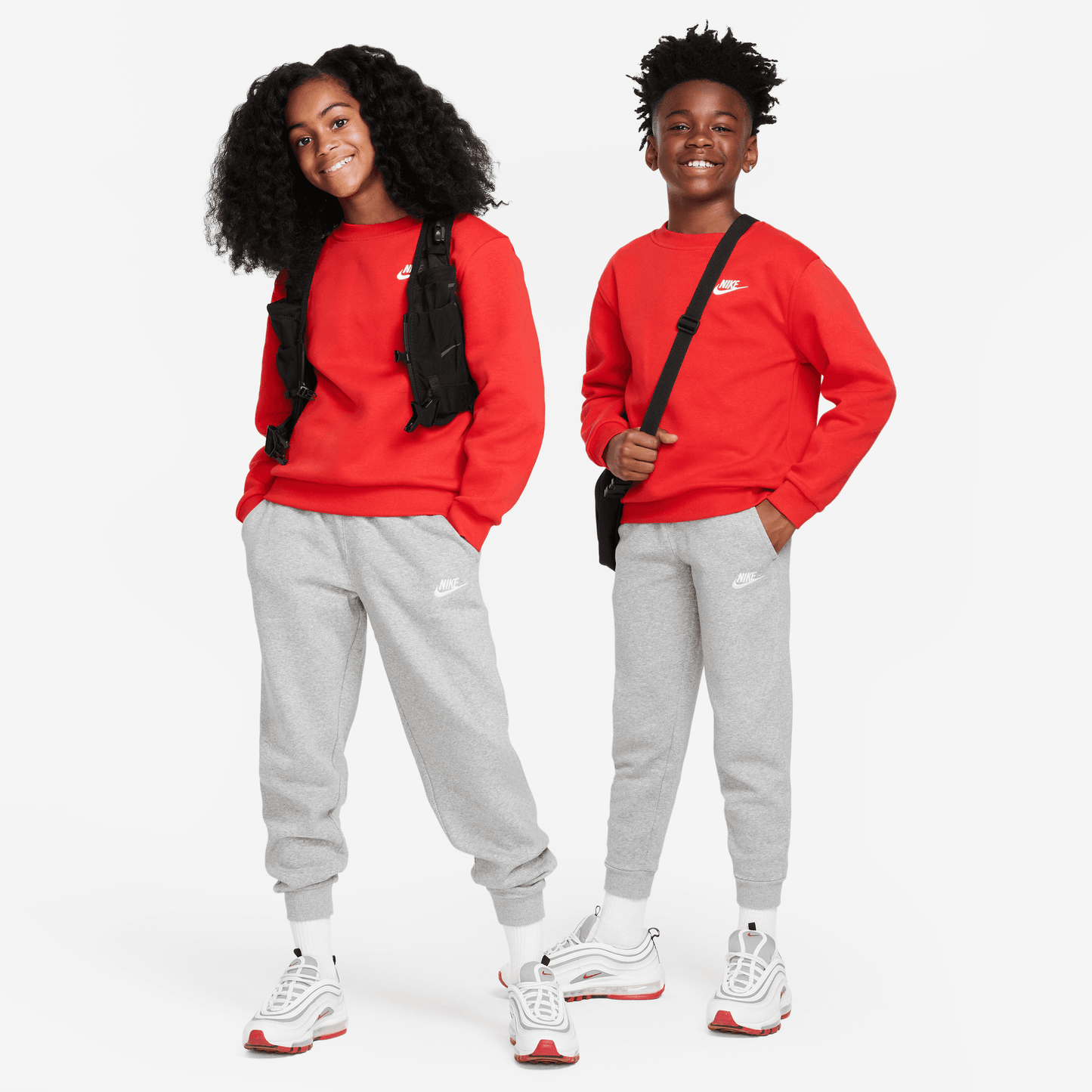 Big Kids' Nike Sportswear Club Fleece Joggers (Unisex)