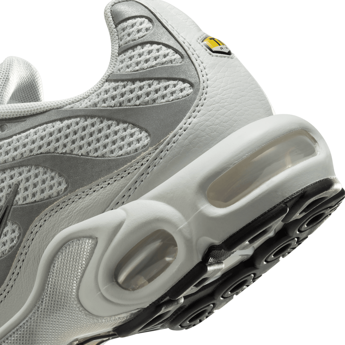 Women's Air Max Plus “Grey Sliver Chrome”