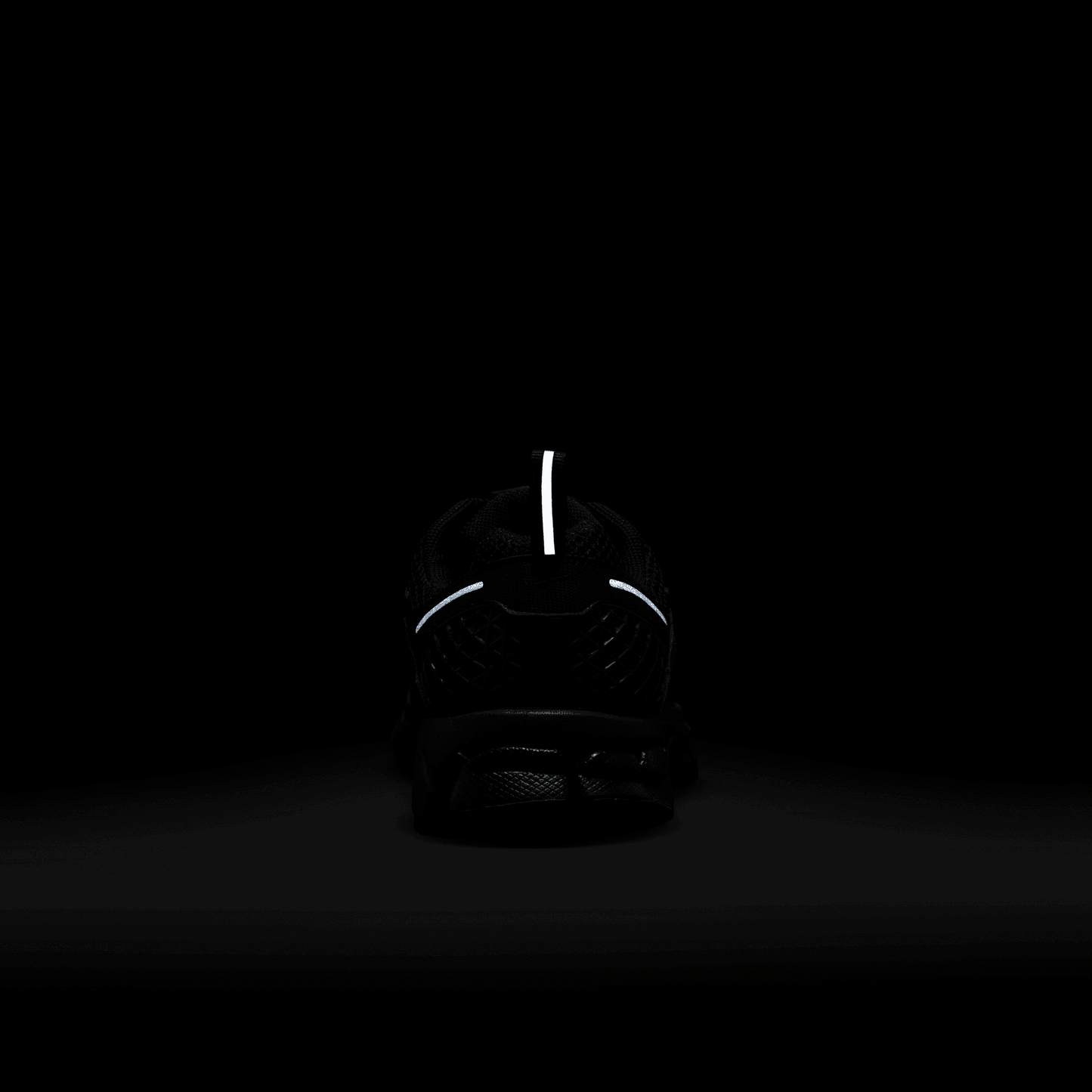 Big Kids' Nike Vomero 5 "Triple Black"