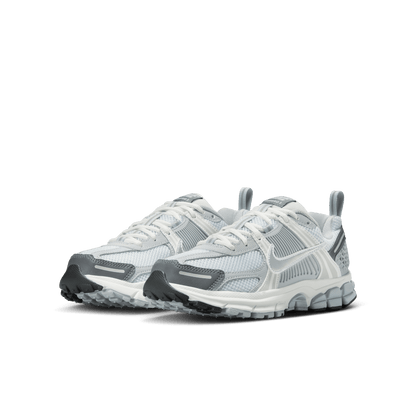 Big Kids' Nike Vomero 5 "Pure Platinum Metallic Silver"