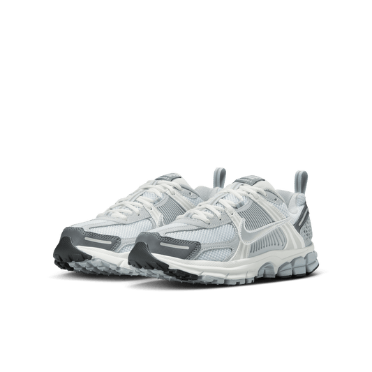 Big Kids' Nike Vomero 5 "Pure Platinum Metallic Silver"