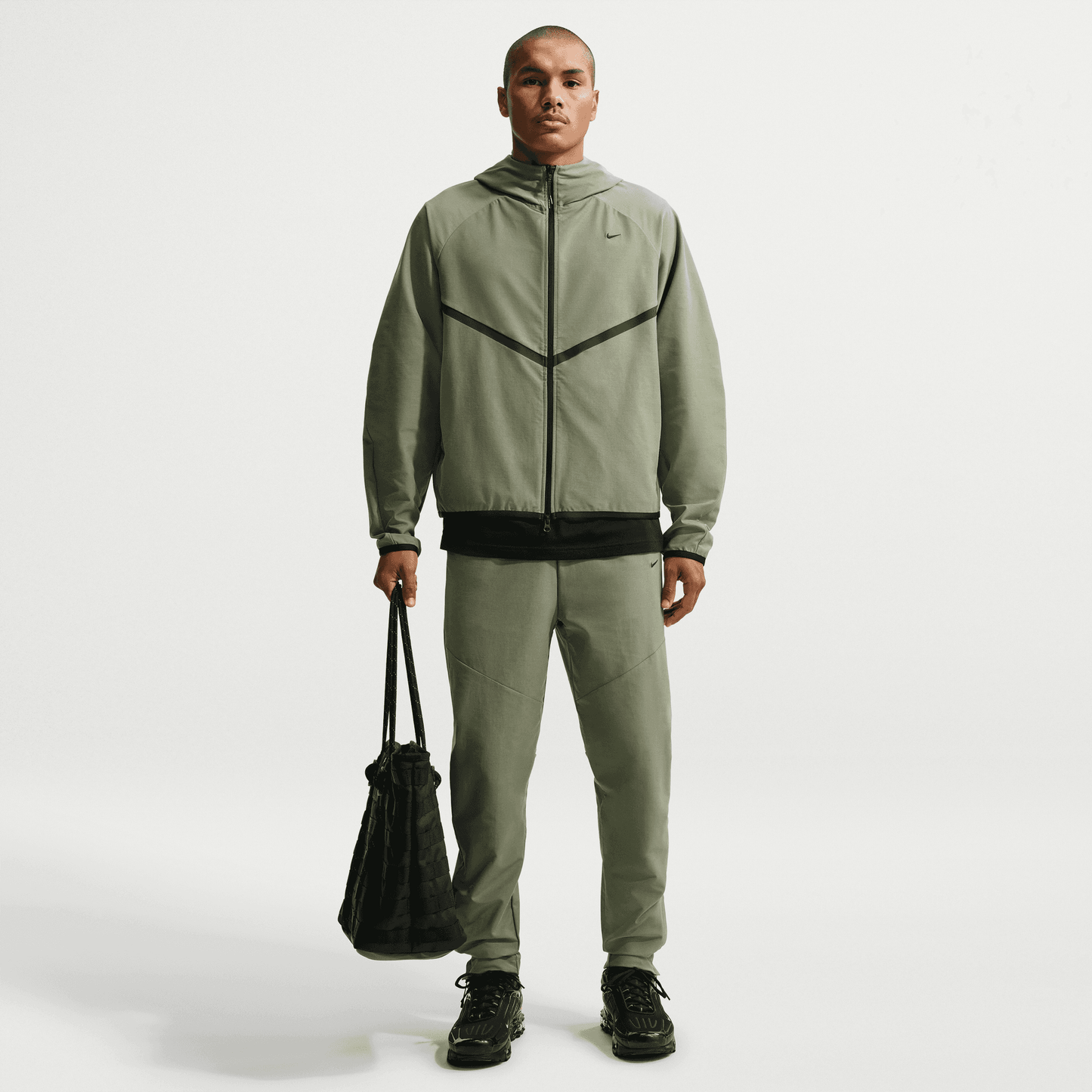 Men's Nike Tech Dri-FIT Shori Knit Pants