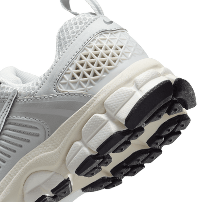 Big Kids' Nike Vomero 5 "Photon Dust Chrome"