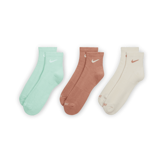 Nike Everyday Plus Cushioned