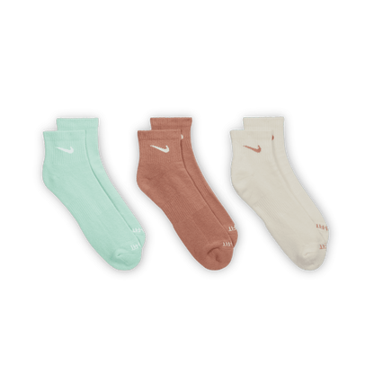 Nike Everyday Plus Cushioned