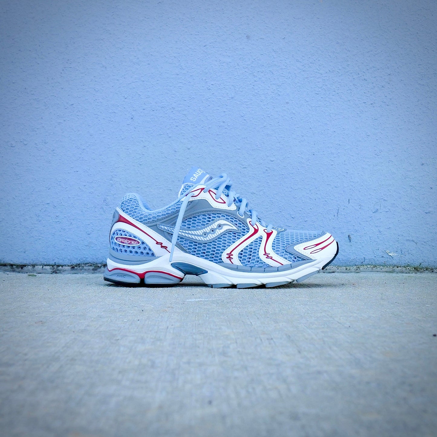 Mens Saucony ProGrid Triumph 4 (Blue/White)