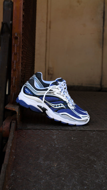 Mens Saucony ProGrid Omni 9 (Skipper Blue)