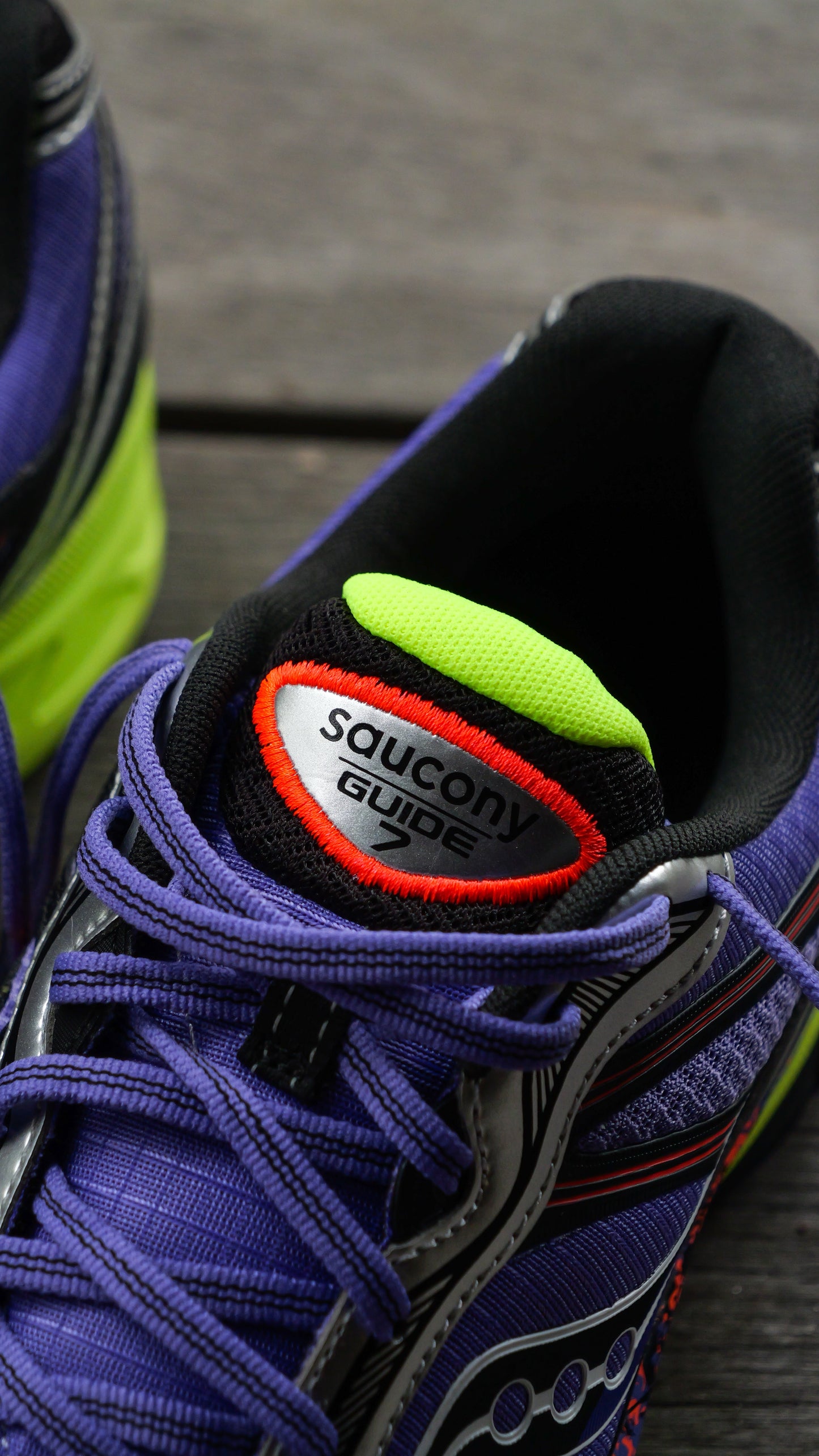 Mens Saucony ProGrid Guide 7 (Purple/Citron)