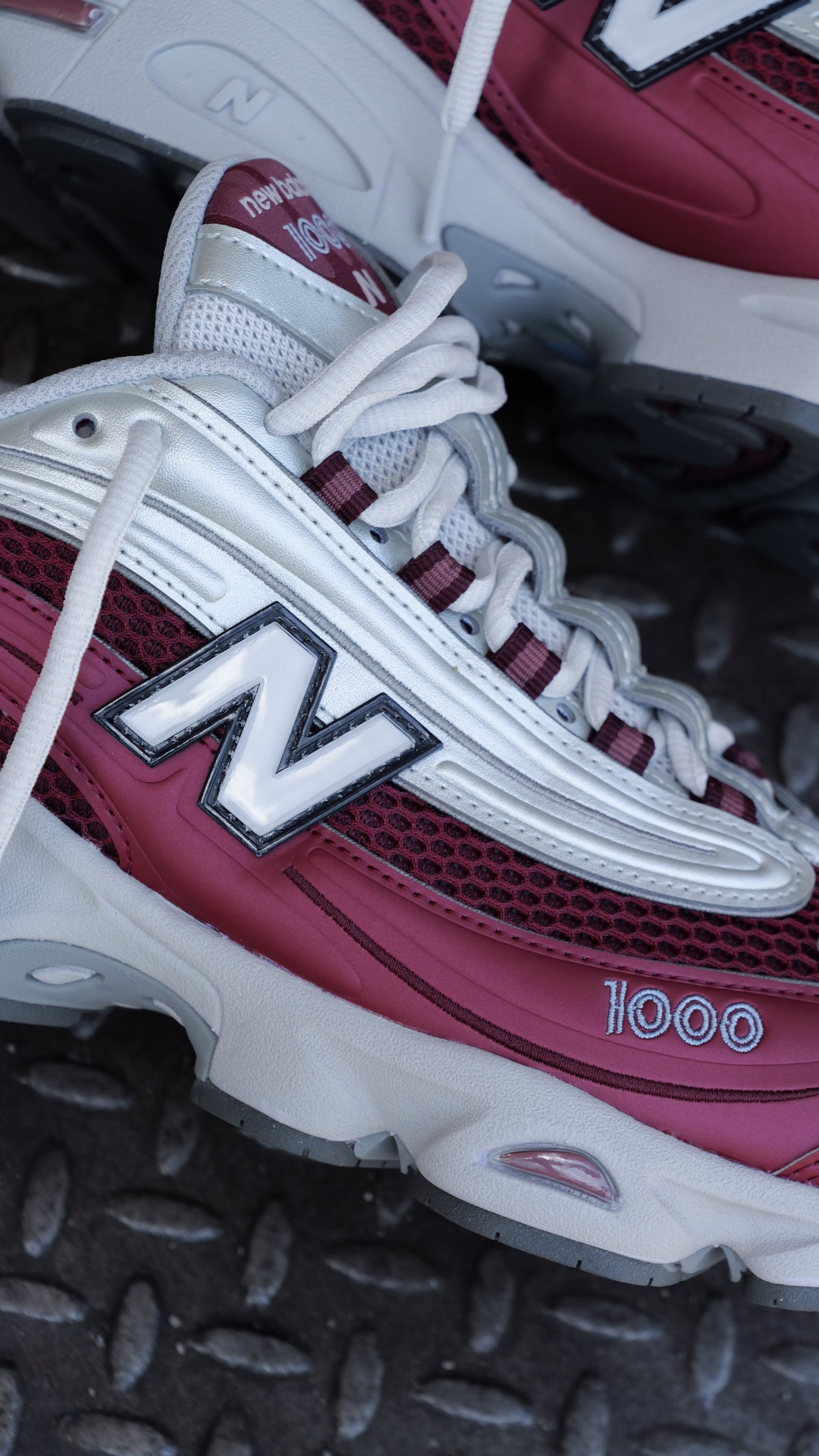 New Balance 1000 (Red/Grey) - M1000Q