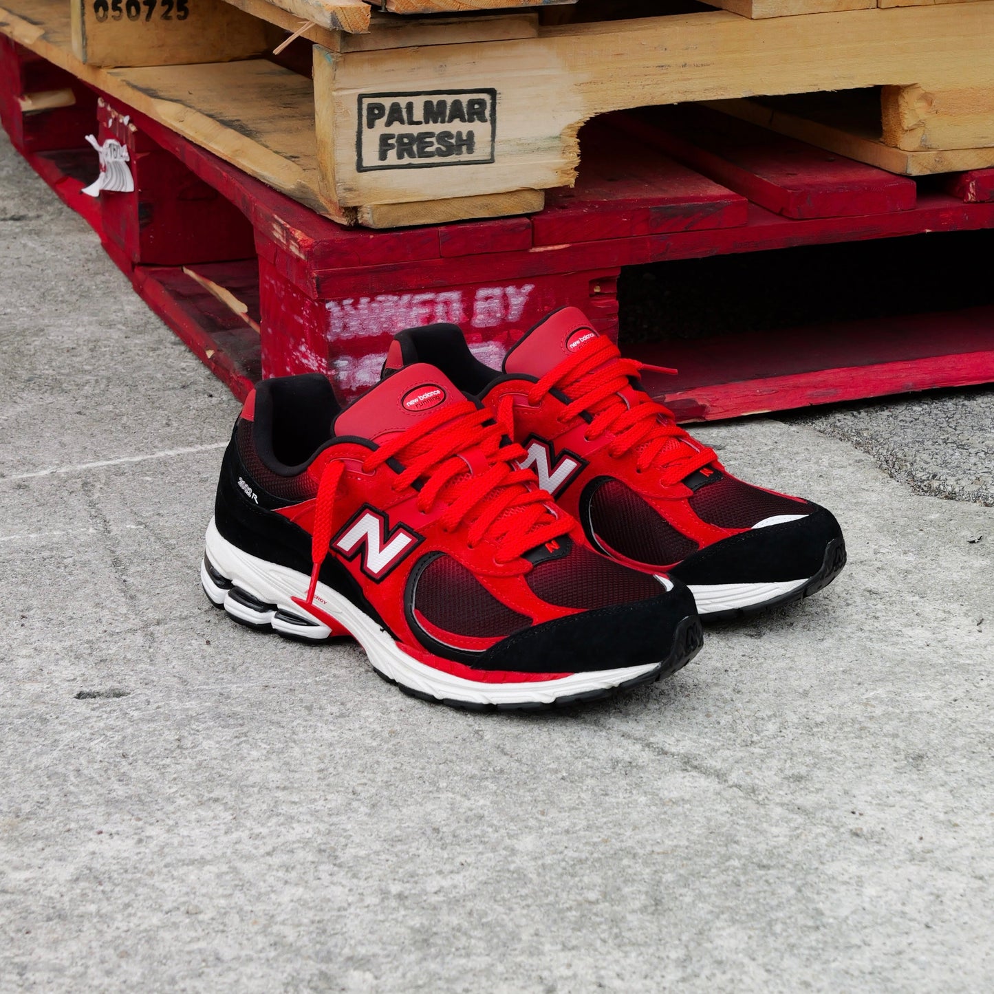 Mens New Balance 2002R (True Red/Black) - U2002RZA